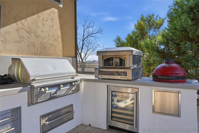 12014 S Kingston Place, Tulsa, OK 74137