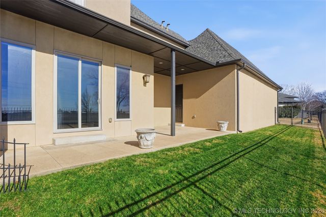 12014 S Kingston Place, Tulsa, OK 74137