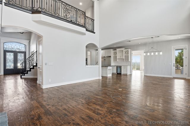 12014 S Kingston Place, Tulsa, OK 74137