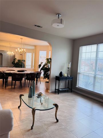 7814 Corona Court, Arlington, TX 76002