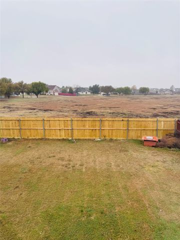 7814 Corona Court, Arlington, TX 76002