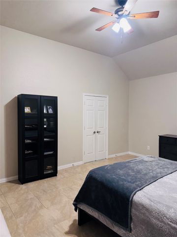 7814 Corona Court, Arlington, TX 76002