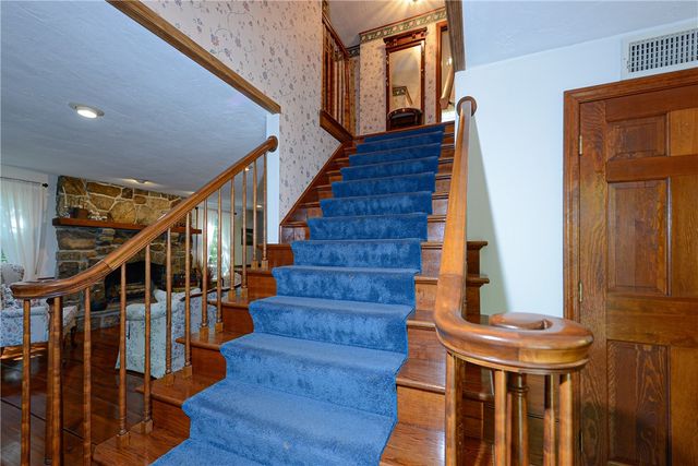 132 Sheffield Hill Road, Exeter, RI 02882