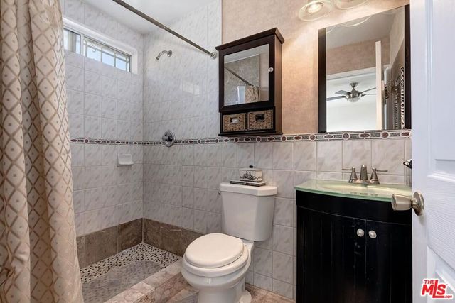 2218 S Genesee Avenue, Los Angeles, CA 90016