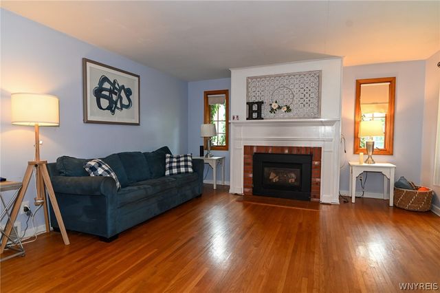 130 Ivyhurst Road, Amherst, NY 14226