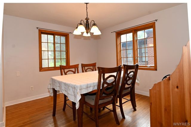 130 Ivyhurst Road, Amherst, NY 14226