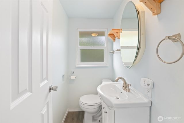 1719 Gregory Way, Bremerton, WA 98337