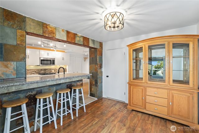 1719 Gregory Way, Bremerton, WA 98337