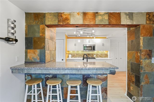 1719 Gregory Way, Bremerton, WA 98337