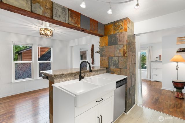 1719 Gregory Way, Bremerton, WA 98337