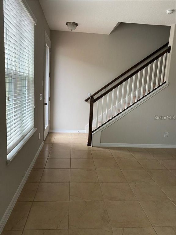 Image 13 of property listing at 8521 VEDDER LANE, Orlando, FL 32832
