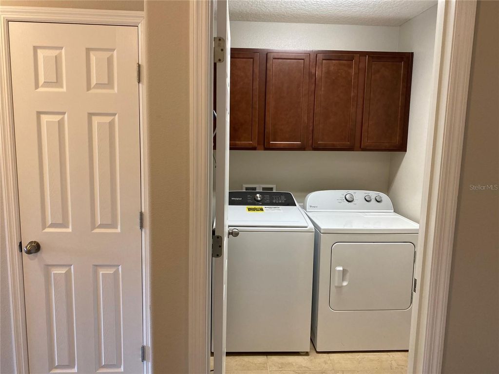 Image 9 of property listing at 8521 VEDDER LANE, Orlando, FL 32832