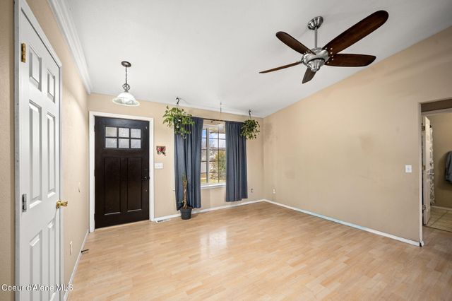 11546 N Stinson LOOP, Hayden, ID 83835