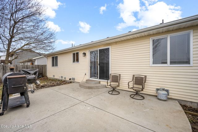 11546 N Stinson LOOP, Hayden, ID 83835