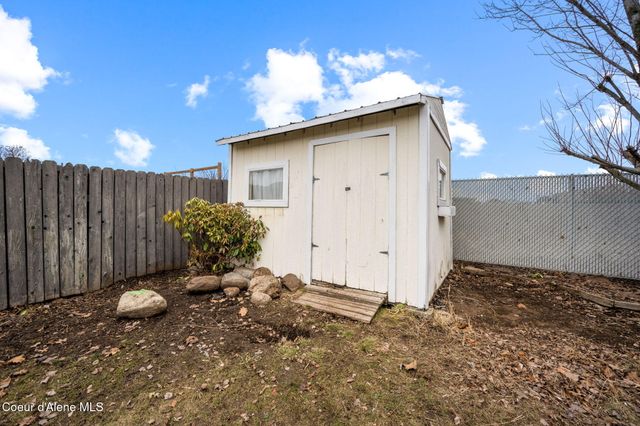 11546 N Stinson LOOP, Hayden, ID 83835