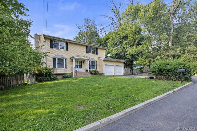 12 Gillis Avenue, Nyack, NY 10960