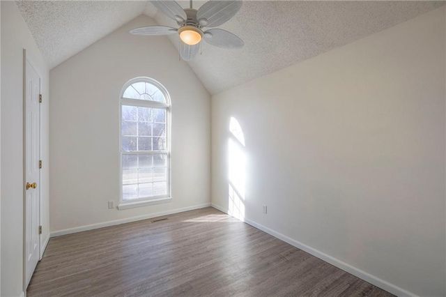 1833 Mourning Dove Drive, Liberty, MO 64068