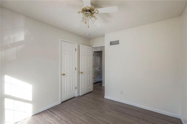 1833 Mourning Dove Drive, Liberty, MO 64068