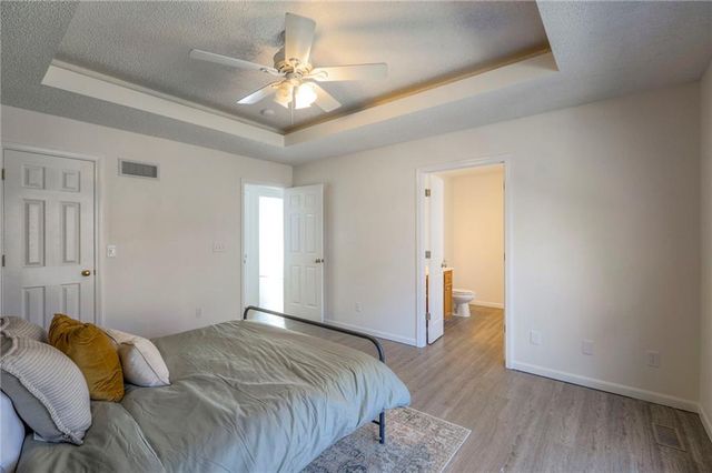 1833 Mourning Dove Drive, Liberty, MO 64068