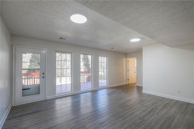 1833 Mourning Dove Drive, Liberty, MO 64068