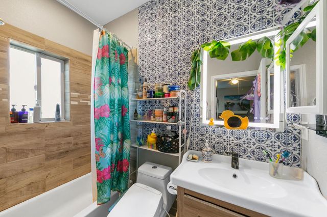 1502 Harris Ave, Sacramento, CA 95838