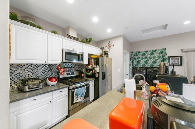 1502 Harris Ave, Sacramento, CA 95838