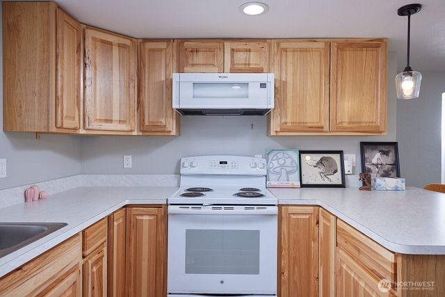 103 SE Mountain View Drive, College Place, WA 99324