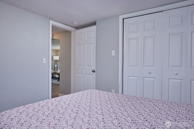 103 SE Mountain View Drive, College Place, WA 99324