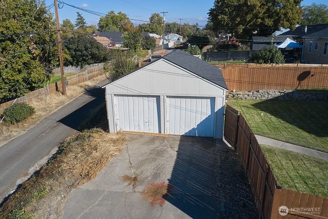 103 SE Mountain View Drive, College Place, WA 99324