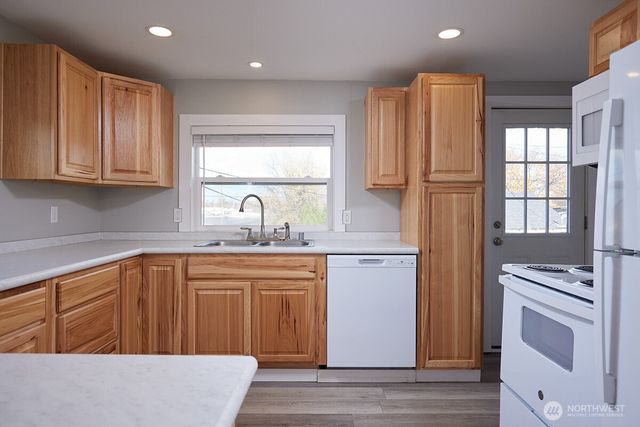 103 SE Mountain View Drive, College Place, WA 99324