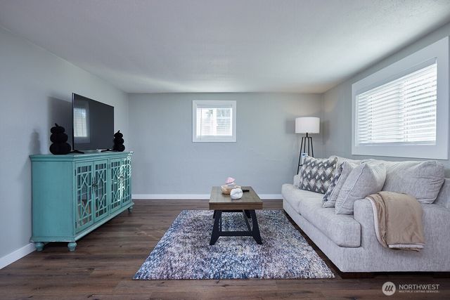 103 SE Mountain View Drive, College Place, WA 99324