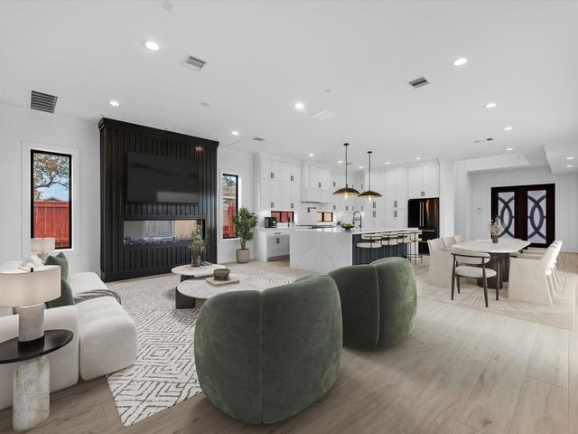 943 W 31st Street, Houston, TX 77018