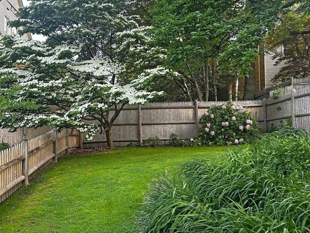 11 Kent Square 11, Brookline, MA 02446