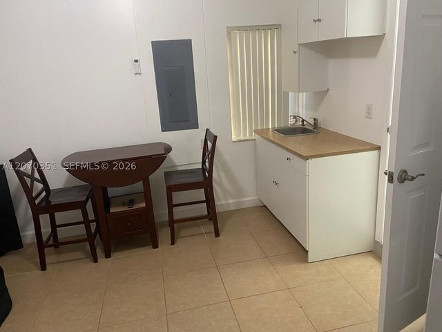 2529 NE 41st Ter 2, Homestead, FL 33033