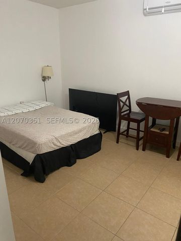 2529 NE 41st Ter 2, Homestead, FL 33033
