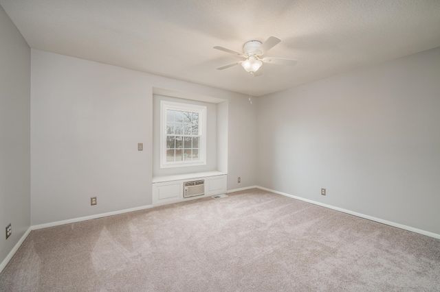 36 Melody Ln, Wellington, KS 67152