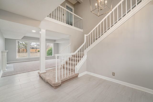 36 Melody Ln, Wellington, KS 67152