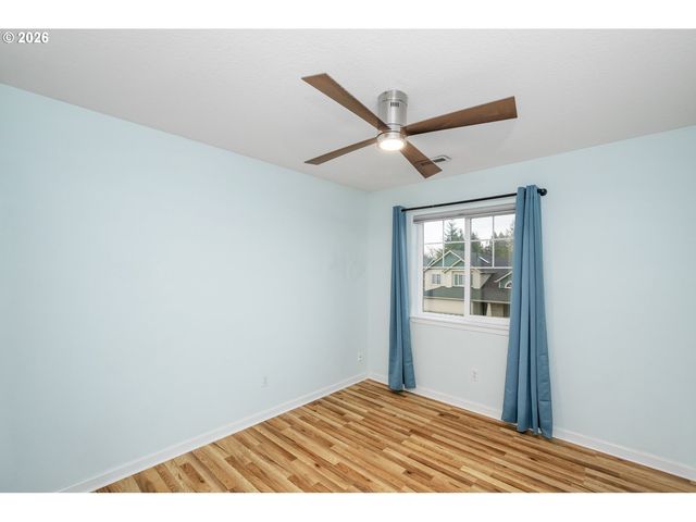 15729 Se HAWK Ct, Portland, OR 97236