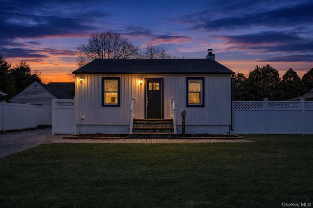 24 Forest Avenue, West Babylon, NY 11704