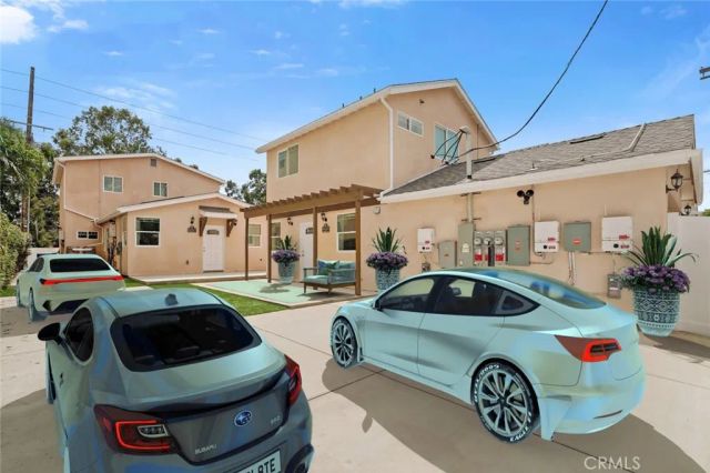 14255 Magnolia, Sherman Oaks, CA 91423