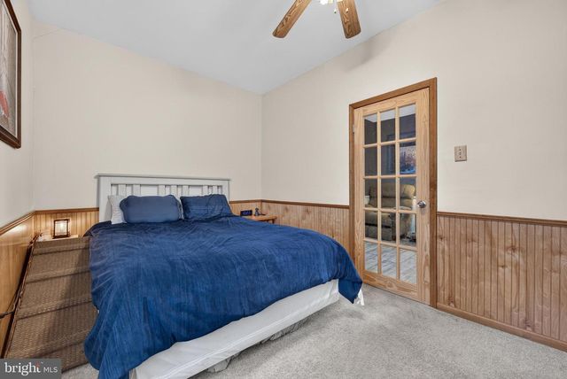 2924 HANOVER PIKE, Hanover, PA 17331