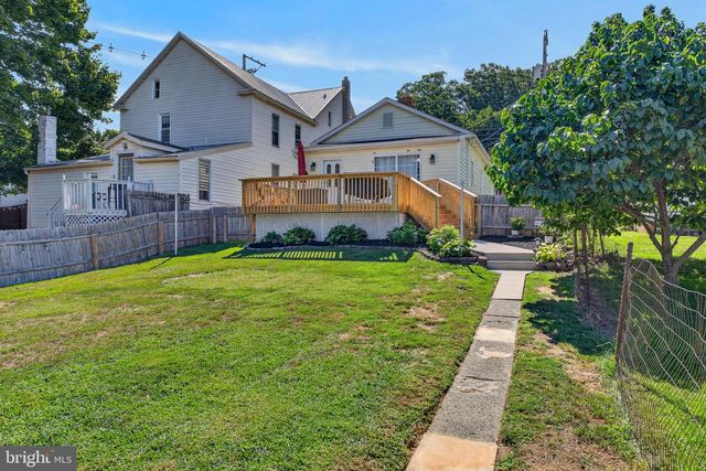 2924 HANOVER PIKE, Hanover, PA 17331