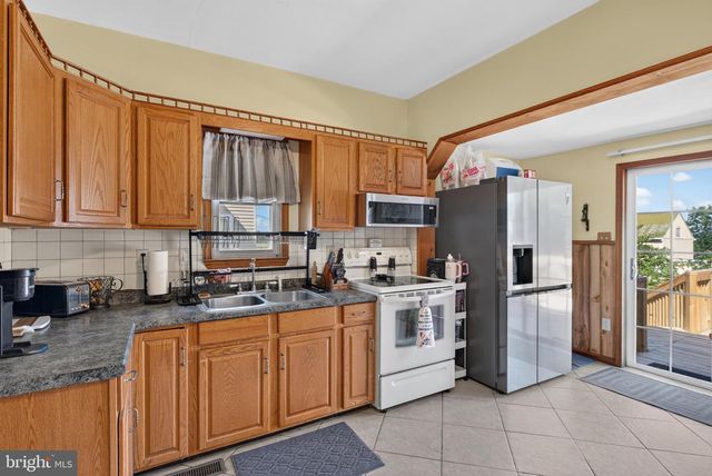 2924 HANOVER PIKE, Hanover, PA 17331