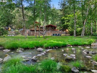 59660 E MARMOT Rd, Sandy, OR 97055