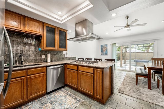 8282 Delfino Circle, Huntington Beach, CA 92646