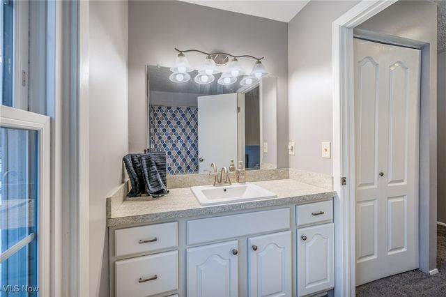 26948 Southwood Lane, Olmsted Twp, OH 44138