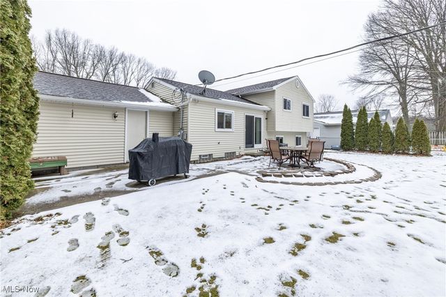 26948 Southwood Lane, Olmsted Twp, OH 44138