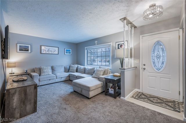 26948 Southwood Lane, Olmsted Twp, OH 44138