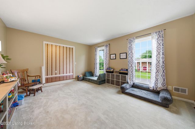 3903 Bayonne Ct, Jeffersontown, KY 40299