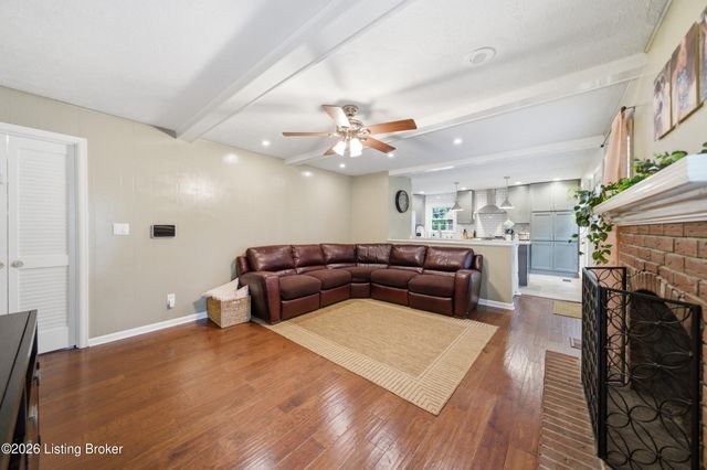 3903 Bayonne Ct, Jeffersontown, KY 40299